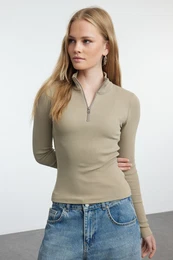 Stone Fitted Zipper Collar Stretchy Knitted Blouse
