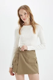 Regular Fit Normal Waist Cargo Pocket Gabardine Shorts Skirt