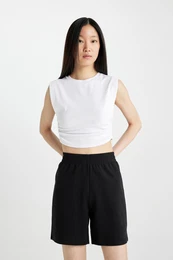 Slim Fit Crew Neck Sleeveless T-Shirt