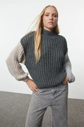 Anthracite Wide Cut Soft Texture Color Block Knitwear Sweater