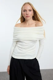Ecru Premium Yarn/Special Yarn Carmen Collar Knitwear Sweater