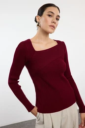 Claret Red Square Collar Knitwear Sweater