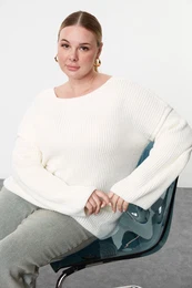 Curve Ecru Boat Neck Stitching Detailed Knitwear Sweater