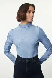 Blue Jacquard Fitted Stretch Knitted Blouse