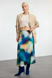 Multicolored Patterned Viscose Fabric Midi Woven Skirt