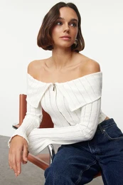 Ecru Zipper Detailed Carmen Collar Crop/Short Regular/Normal Fit Knitted Blouse