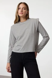 Ecru*001 100% Cotton Padded Look Basic Crew Neck Knitted T-Shirt