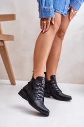 Low insulated ankle boots with zipper with black decoration Nevalia