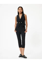 Capri Trousers with Pockets and Rib Detail