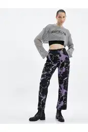 Fishnet Crop T-Shirt College Print Round Neck Long Spanish Sleeves.