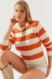 Women's Striped Crew Neck Sweater