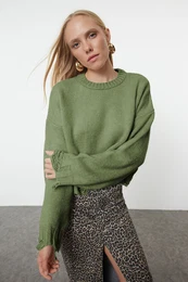 Khaki Crop Super Wide Pattern Soft Texture Knit Sweater