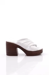 59 Women's High Heel Slippers