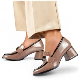 Beige patent leather low-heeled shoes, women's high-heeled pumps