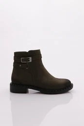 050 Women's Classic Belted Boots