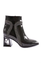 864-22k Women's Silver Stone Heeled Boots.