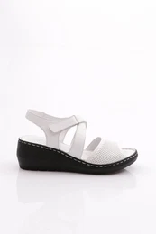 1005 Women's Chunky Heel Velcro Sandals