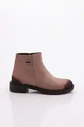 043 Women's Classic Buckled Boots