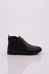 1059 Women's Zippered Boots