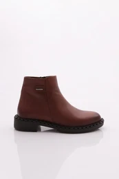 043 Women's Classic Buckled Boots