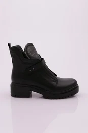 1008 Stone Detailed Zipper Women's Boots