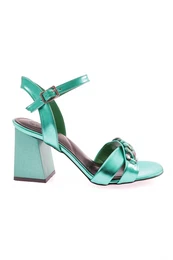 847-23y Women's Cross Strap Heeled Sandals with Twist Accessory