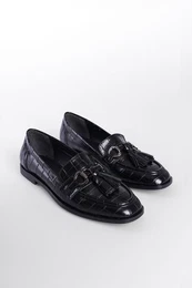 Metal Buckle Tassel Women's Loafer Shoes