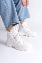 Furry Women's Sports Boots