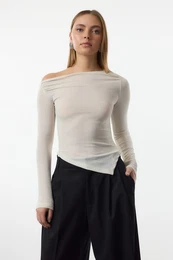 Ecru Asymmetric Hem Detailed Knitted Blouse