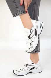 White-Black Women's Sneaker 19700