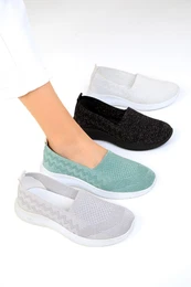 Green Women&#39;s Sneaker 19200