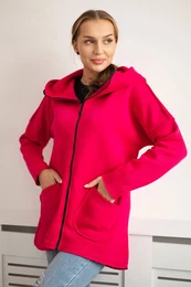 Insulated sweatshirt with a longer back and fuchsia pockets
