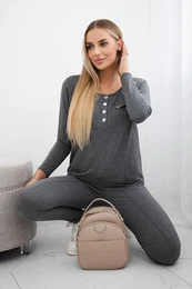 Set-out with graphite press studs