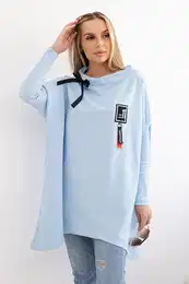 Oversized sweatshirt with asymmetrical sides in cyan color