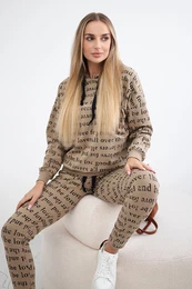 Set with a camel print