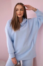 Insulated set with an azure sweatshirt