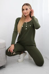 Set with a khaki-coloured press stud neckline