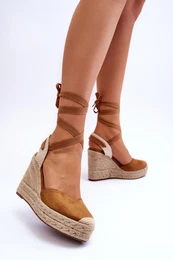 FS1 Tied Sandals On A High Wedge Camel Lendy