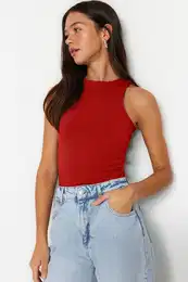 Red Cotton Halter Neck Fitted/Fits Body Stretch Knitted Undershirt