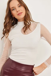 Women's White Robe Drop Sleeve Tulle Crop Knit Blouse