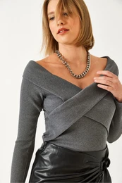 Women's Cross Strap Finger Loop Madonna Collar Blouse