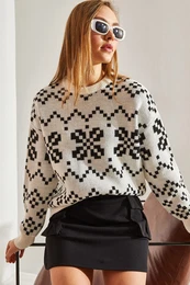 Women's Patterned Knitwear Sweater