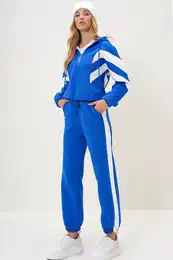 Trend Alaat Stili Women's Saks Hooded Half Zippered Sweatshirt and Elastic Leg Tracksuit Set