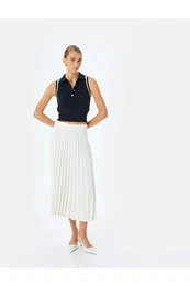 Crepe Fabric Standard Waist Midi Length Pleated Skirt