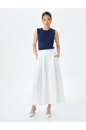 Standard Waist Pocket Long Bell Skirt