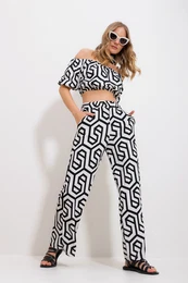 Trend Alaat Stili Women's Black-Vanilla Madonna Collar Patterned Crop Blouse and Palazzo Trousers Double Set
