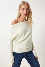 Happiness stanbul Women's Cream Asymmetric Collar Ribbed Sweater