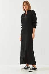Women's Long Knitted Dress with Zipper Collar 15839