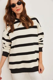 Women's Ecru Black Striped Oversize Raised Thick Sweatshirt
