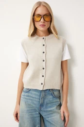 Happiness stanbul Women's Beige Crew Neck Buttoned Knit Vest
